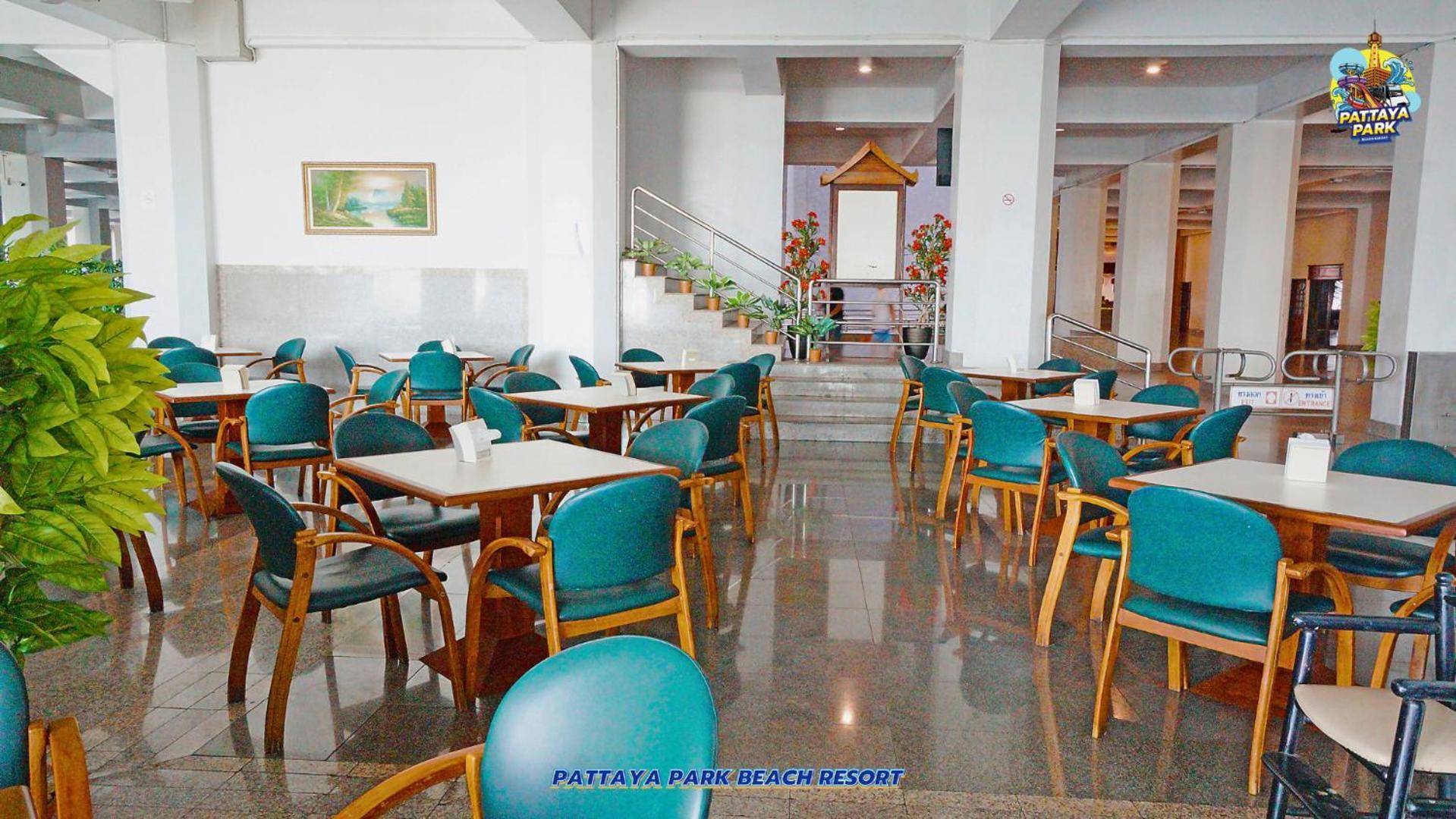 Pattaya Park Beach Resort Buitenkant foto