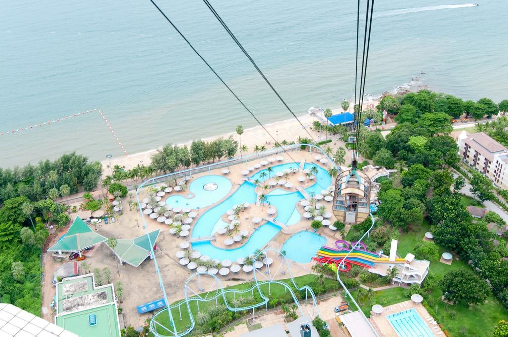 Pattaya Park Beach Resort Buitenkant foto